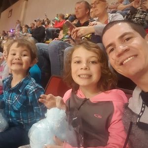 Meet your Posher, Justin